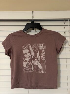 Hollister Mauve Graphic Crop Top Size S